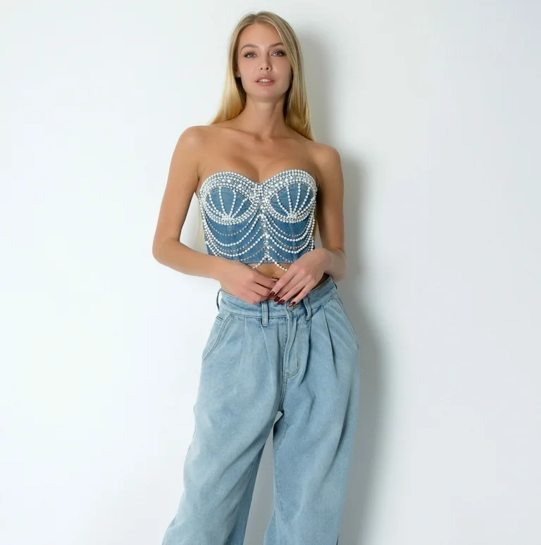 Corset de jean con perlas y strass — fotografía 1