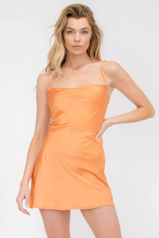 Vestido Satin — fotografía 1